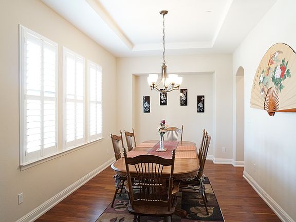 4th image of 18261 Bautista Cir