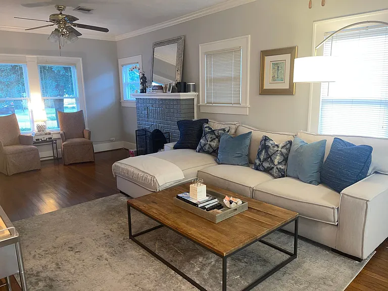727 Le Green St — Photo 33