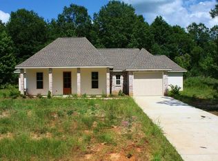 132 Kenneland Place, Folsom, LA 70437
