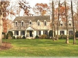 2221 Heathland Dr, Midlothian, VA 23113