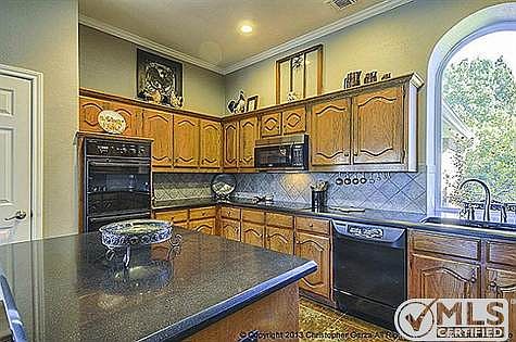 4th image of 56 Remington Dr W