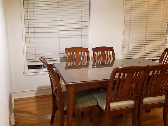 3rd image of 5559 Angelus Ave