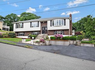 7 Jones Dr, Saugus, MA 01906