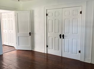 821 W Saunders St, Trenton, TX 75490