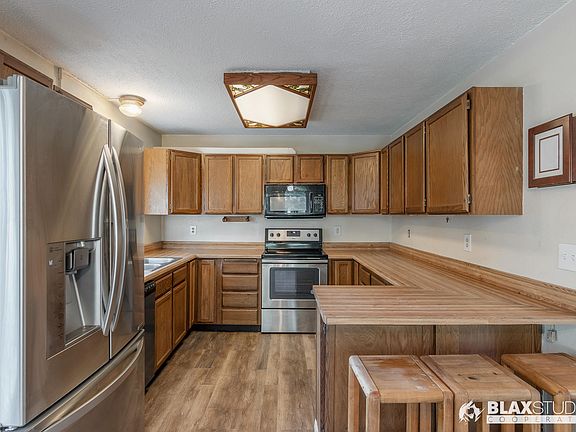 2nd image of 2733 Rainbow Trout Ct