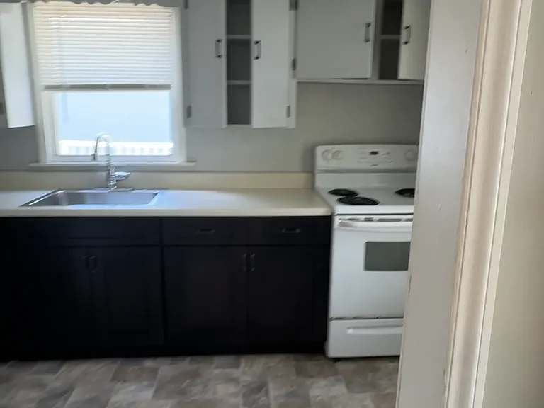 55 Oak St — Photo 19