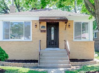 12749 S Racine Ave, Calumet Park, IL 60827