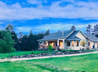 25 Blue Bird Rd, Moorcroft, WY 82721