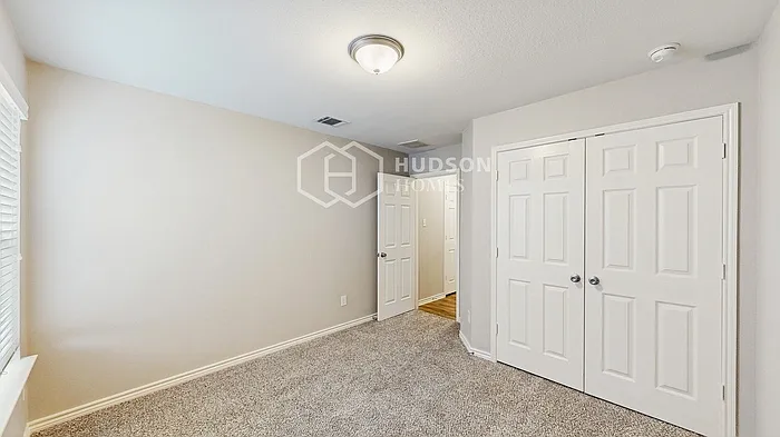 2716 Tobias Ln — Photo 18