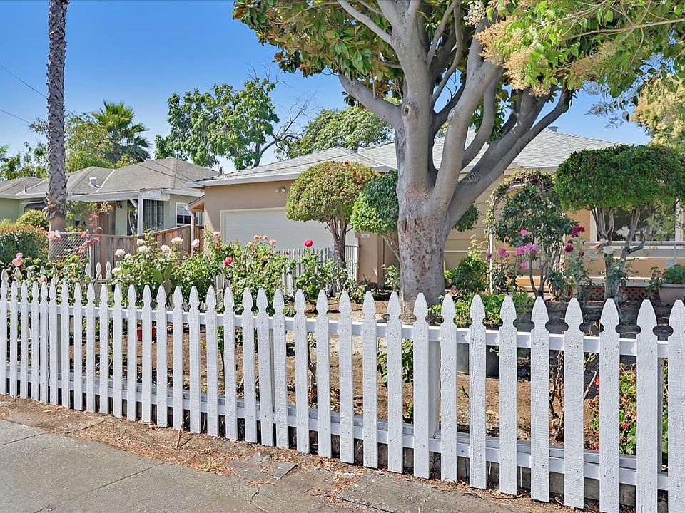 1st image of 107 Verbena Dr