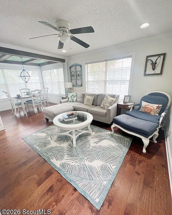 1st image of 408 W Island Square Dr