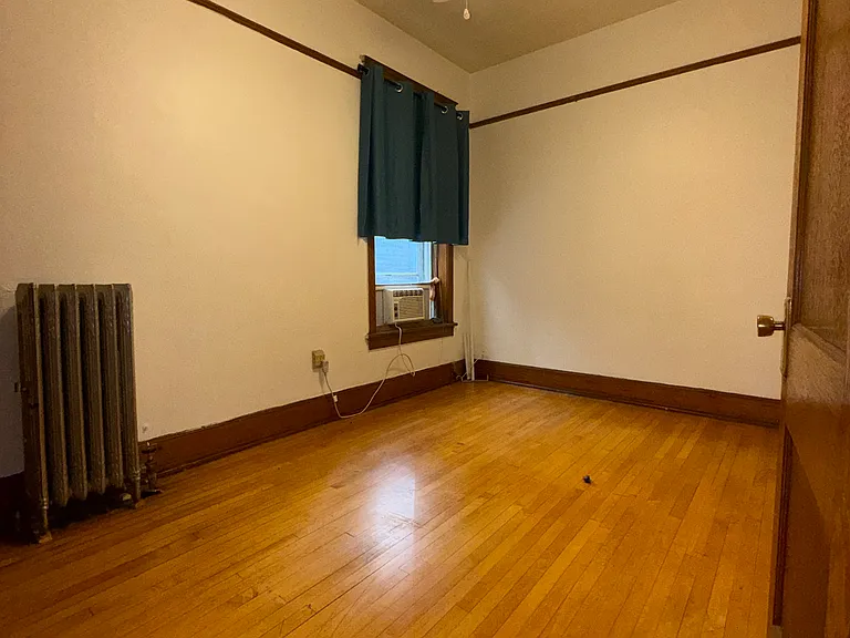 3326 N Clark St #3F — Photo 7