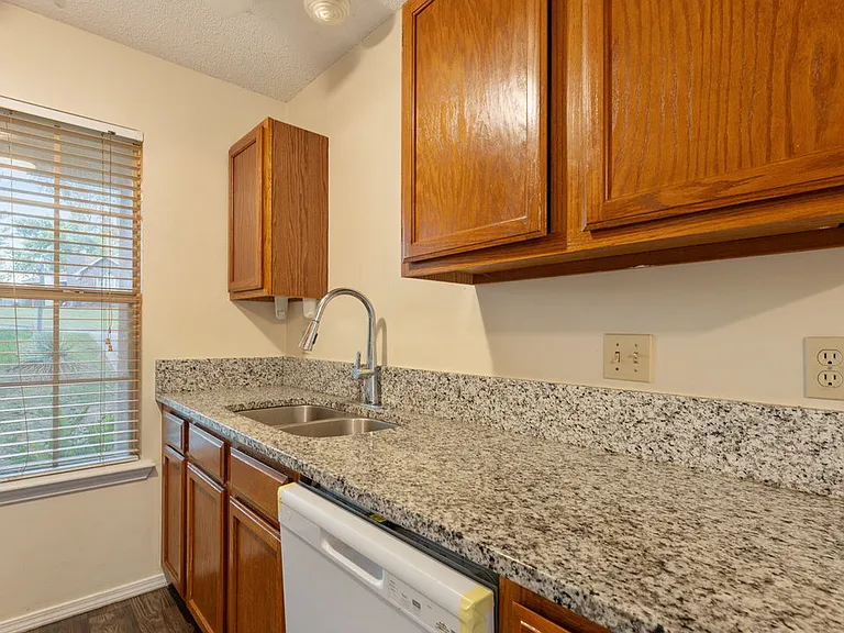 3518 W Buckeye St — Photo 7