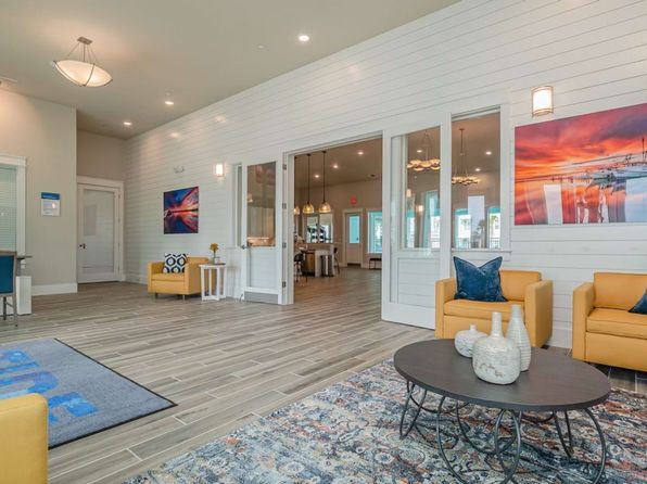 3337 State Highway 35 Byp #2303