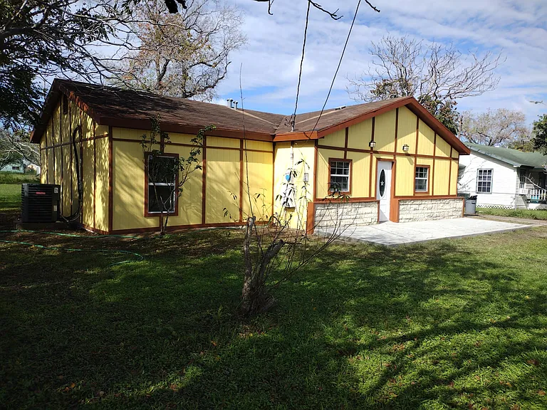 2907 Irma Dr — Photo 4