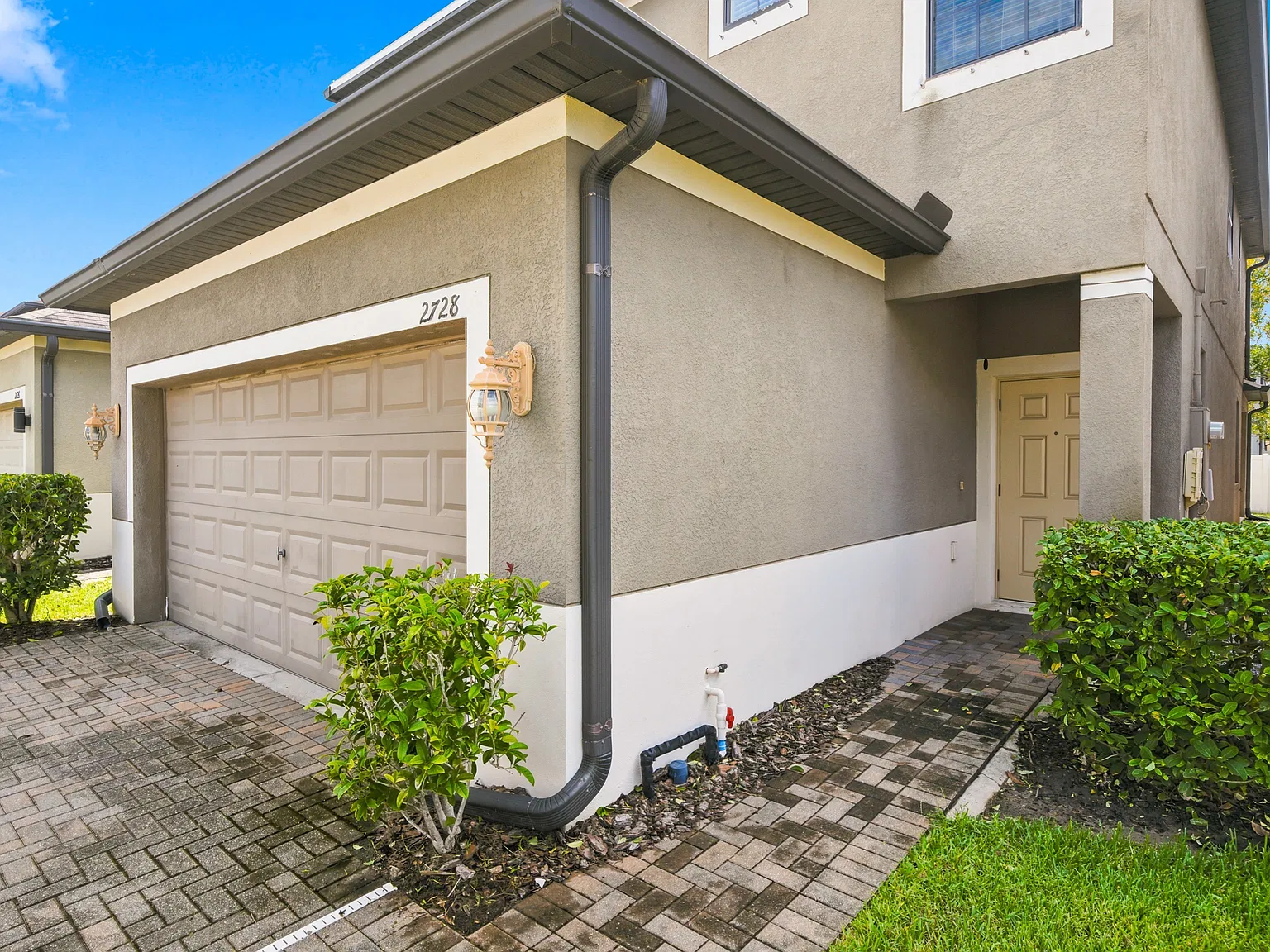 5 bed, 2561 sqft, $2,650 — Photo 4