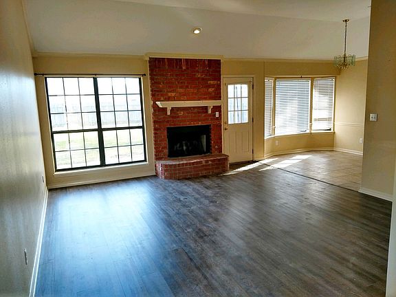 5th image of 5306 Honeysuckle Ln