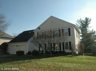 26 Hollyberry Ct, Rockville, MD 20852