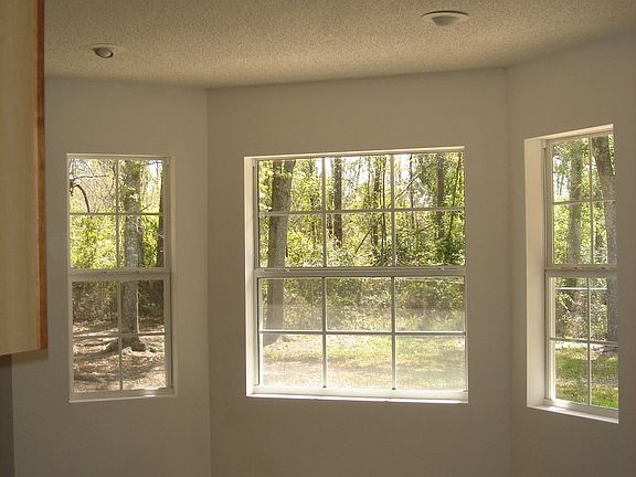 5th image of 595 Neal Dr