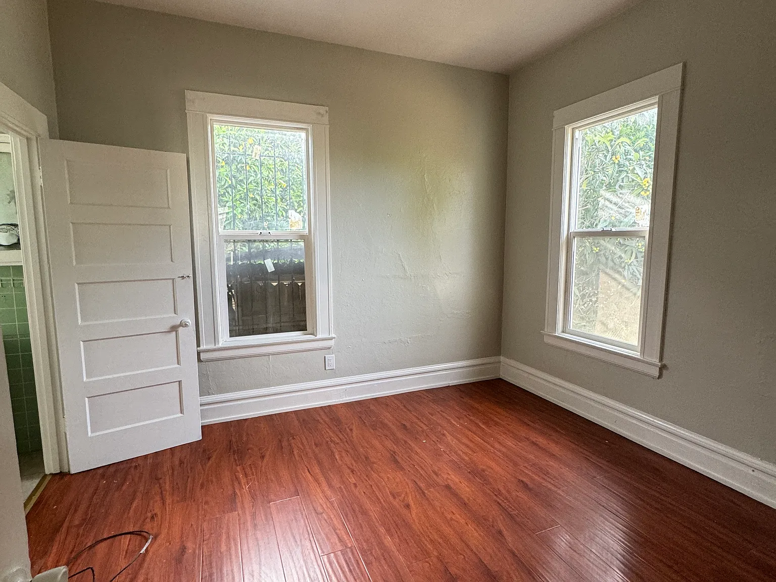 3 bed, 1035 sqft, $1,800 — Photo 3