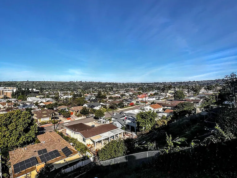 6380 Clara Lee Ave — Photo 2