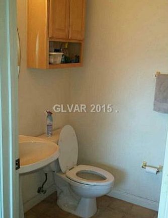 3rd image of 2926 E Serene Ave