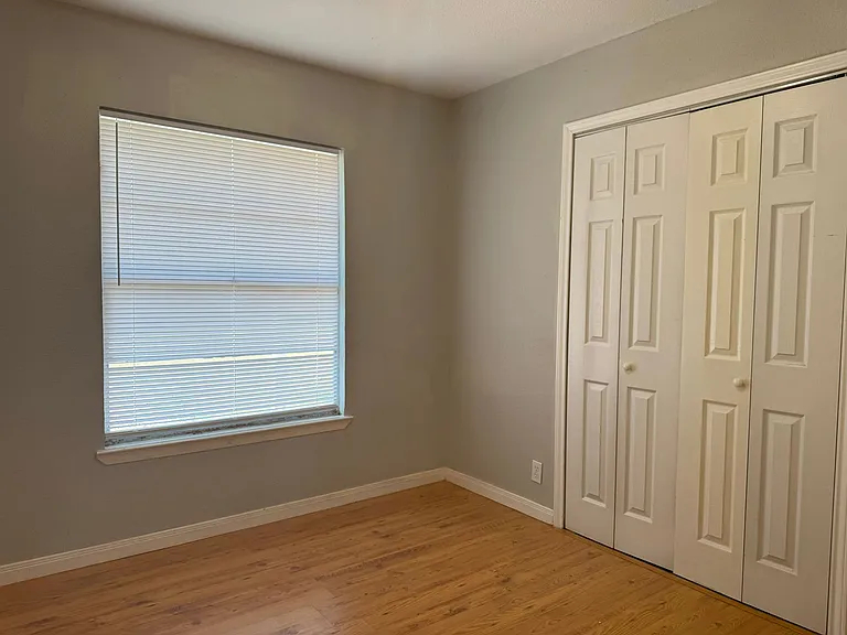 5810 Timberrock Dr — Photo 10