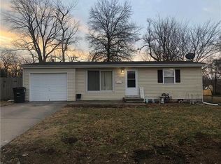 123 Hollywood Blvd, Belton, MO 64012