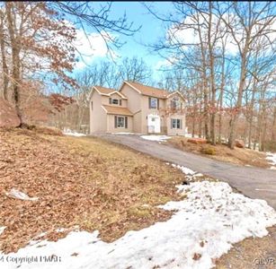 303 Fall Creek Ter, Stroudsburg, PA, 18360