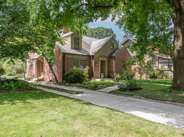 323 Clinton Heights Ave, Columbus, OH 43202