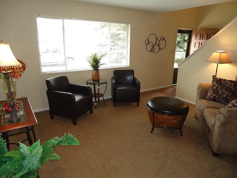 2525 Woodvalley Ct — Photo 5