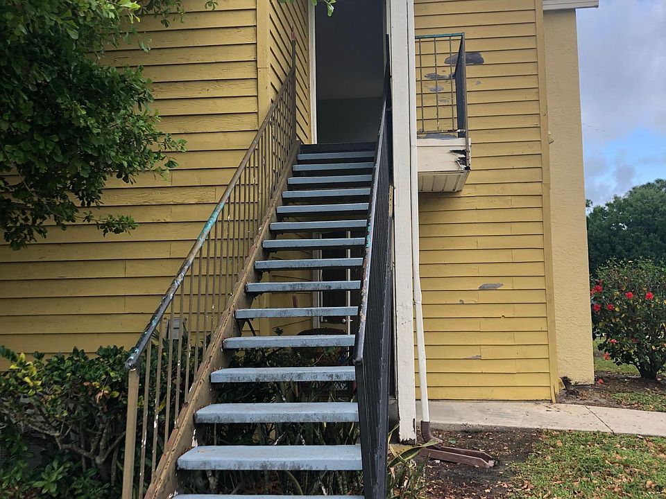 1st image of 4712 Walden Cir APT 1721