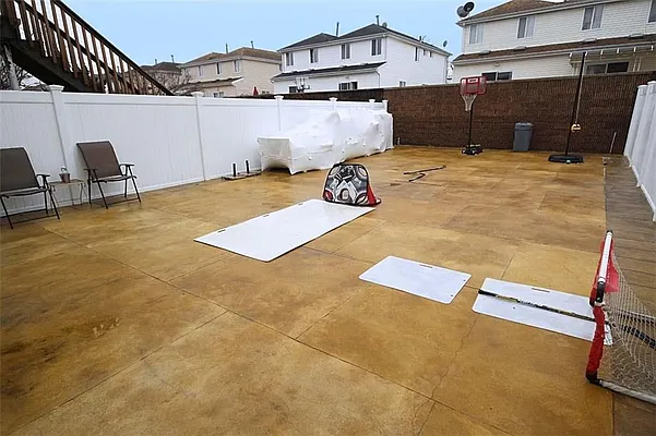 Sold by Bergen Basin Real Estate | media 15