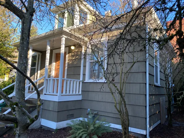 304 11th Ave E, Seattle, WA 98102