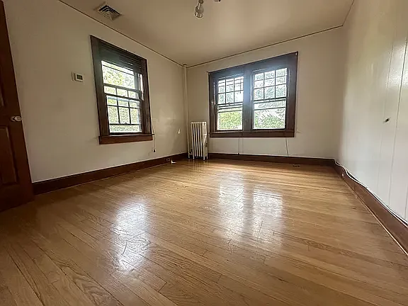 325 Bogert Ave — Photo 32