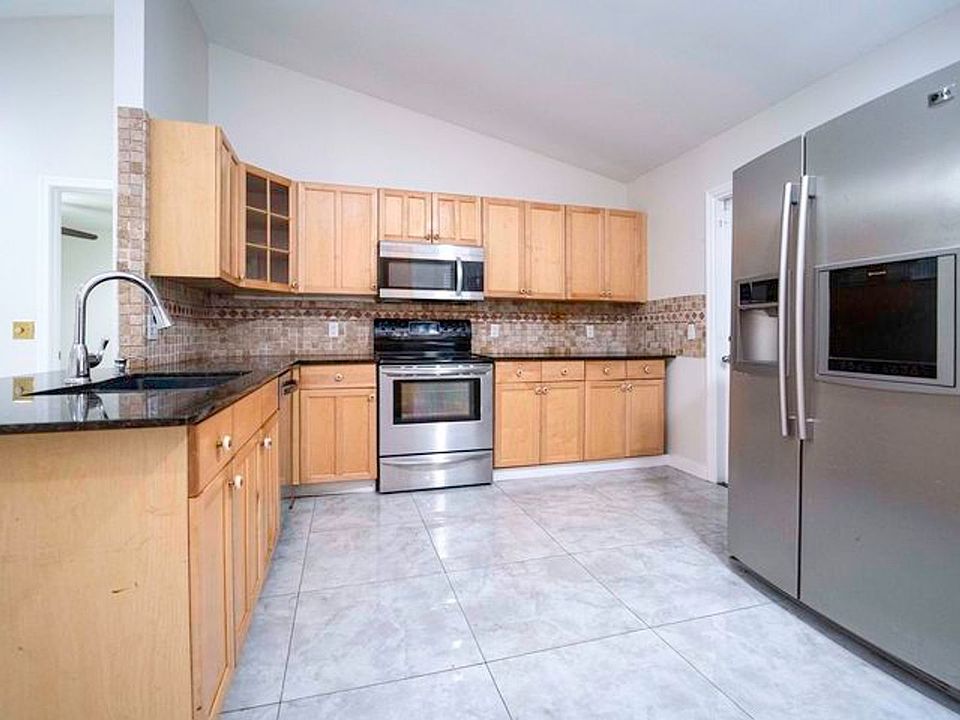1st image of 5161 El Claro Cir
