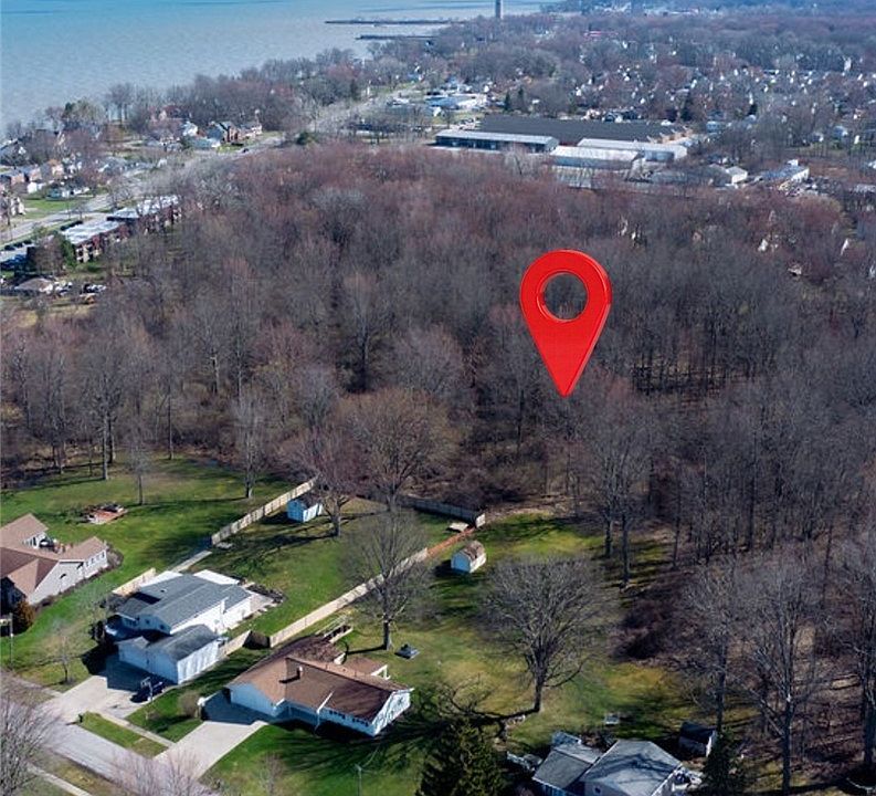 1st image of Woodruff Dr
