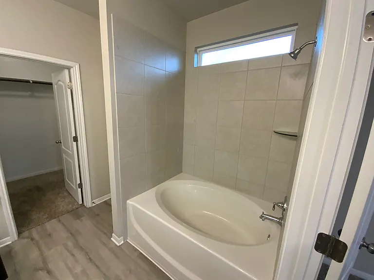 4721 Highmont Dr — Photo 12