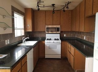 221 Carmel Ave APT 15, Marina, CA