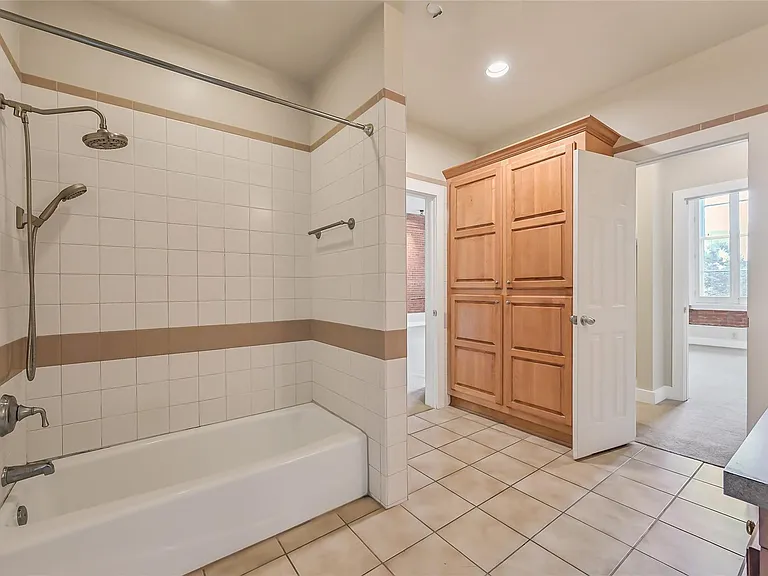2309 Harborside Dr #204 — Photo 9