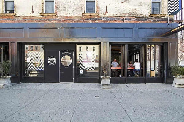 Rented by REAL New York | media 17