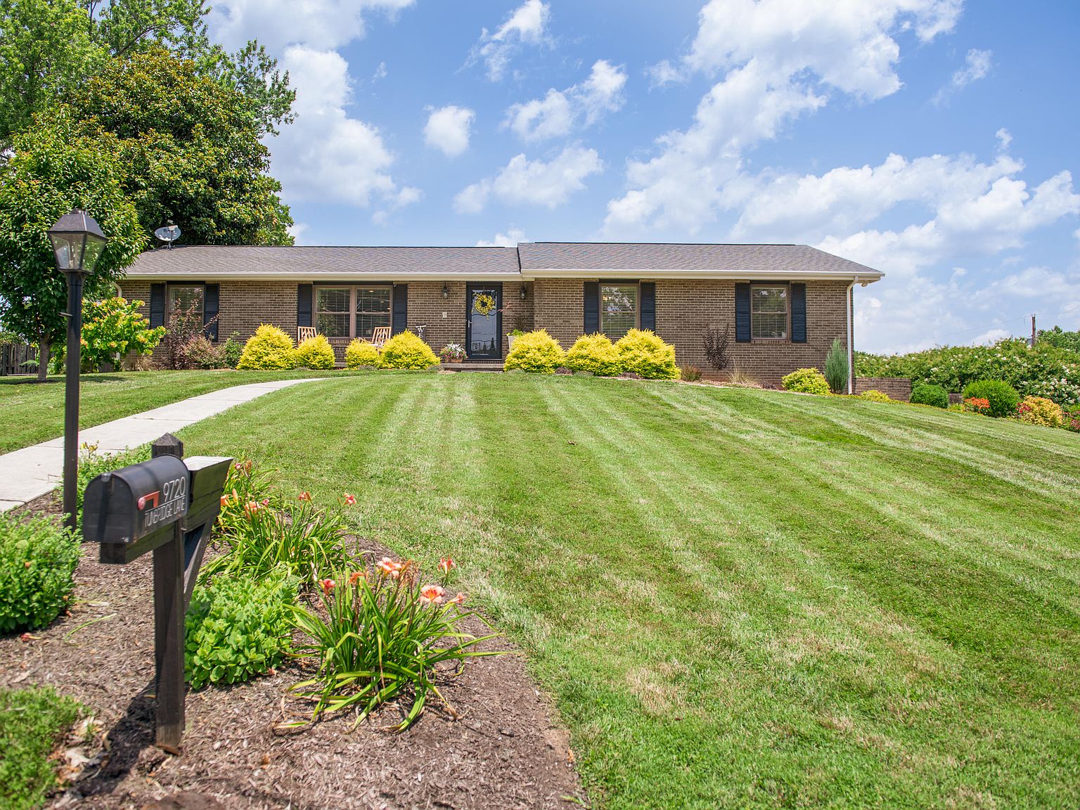 9720 Tunbridge Ln, Knoxville, TN 37922 Zillow