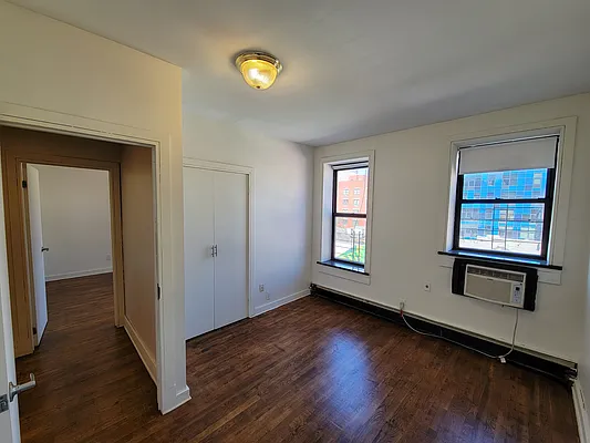 Rented by E Realty International Corp | media 9