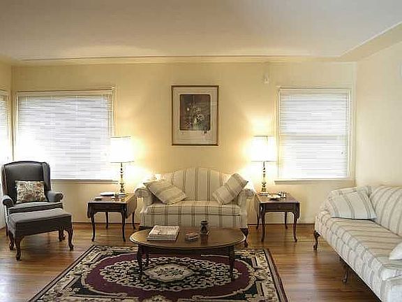 3rd image of 4052 Tennyson St