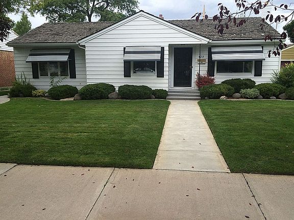 2nd image of 423 E 23rd St