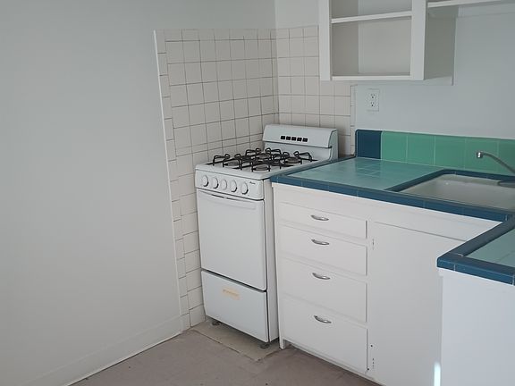 5th image of 16691 Forrest Ave #2