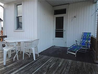 5th image of 325 Morewood Ave