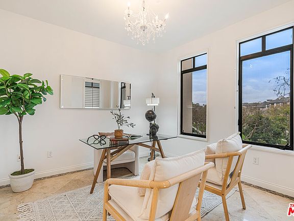5th image of 5625 Crescent Park W APT 335