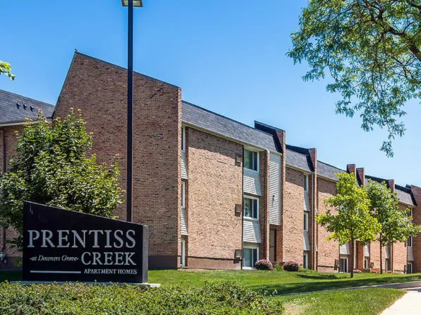 Prentiss Creek at Downers Grove Apartments