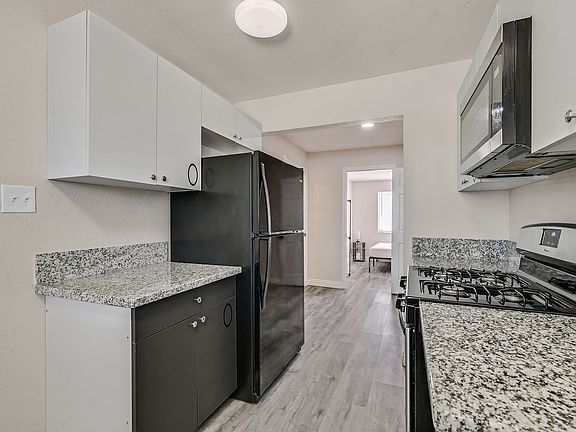 3rd image of 3605 W Washington Ave